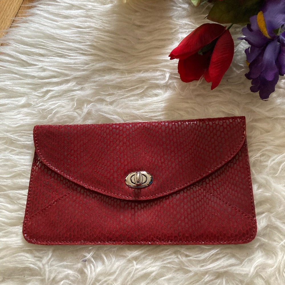 🌺GORGEOUS clutch🌺
